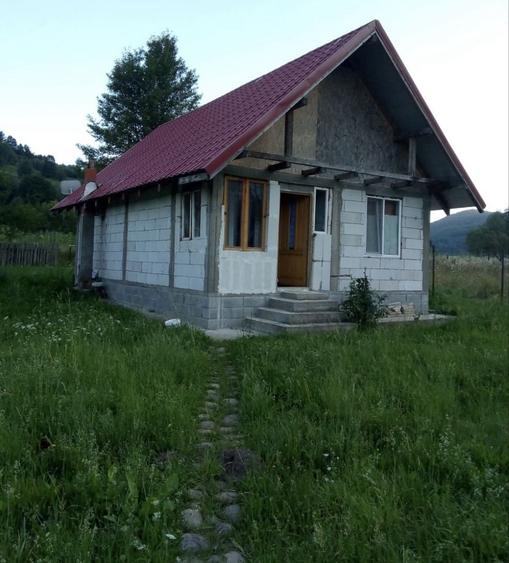 Casă cu 2 camere în Central
