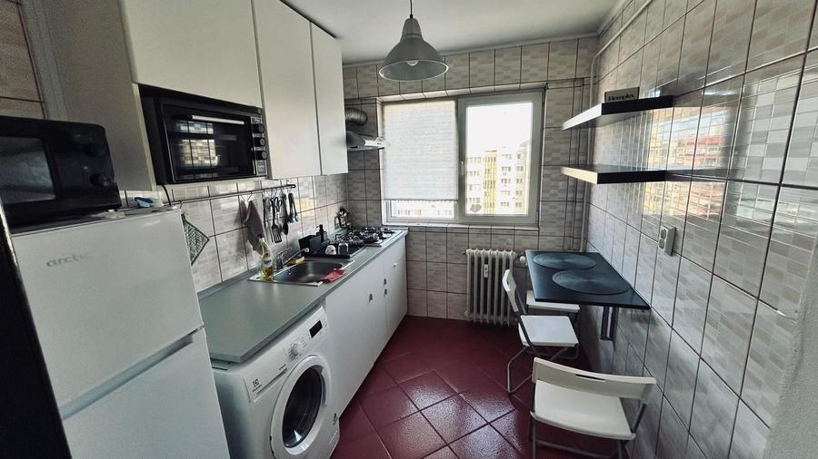 Apartament cu 2 camere decomandat în Obor