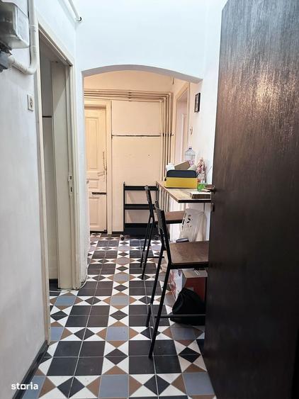 Apartament cu 2 camere decomandat în Centrul Istoric