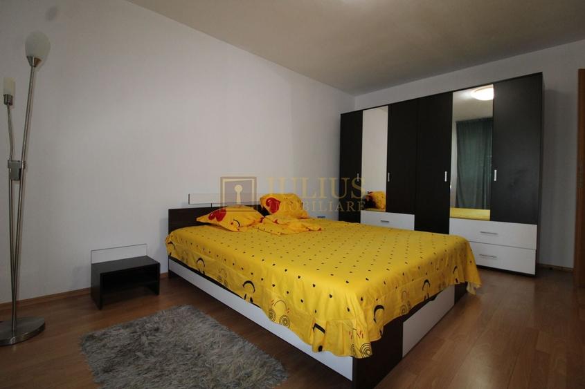 Apartament cu 3 camere semidecomandat, mobilat în Complex Studențesc