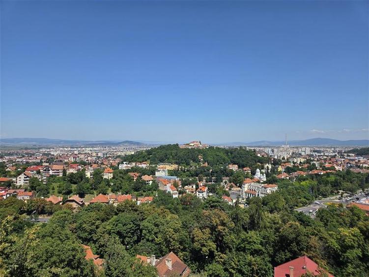 Apartament cu 3 camere decomandat, mobilat în Drumul Poienii