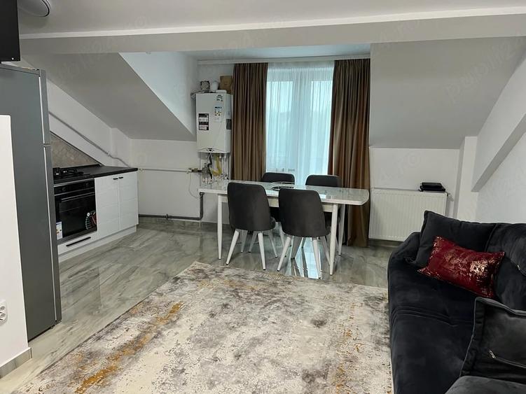 Apartament cu 2 camere decomandat în Jiului