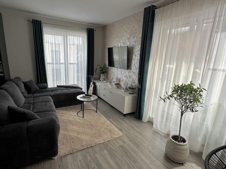 Apartament exclusivist cu panoramă superbă3 camere 2 balcoane. - 1