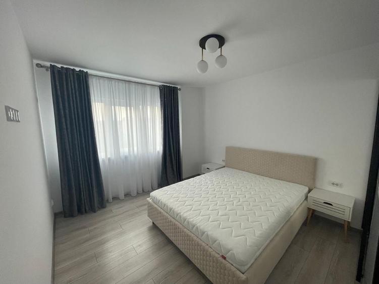 Apartament cu 2 camere decomandat în 1 Mai