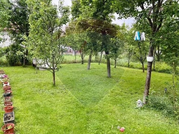 Casă cu 2 camere cu Teren 557 Mp în Central