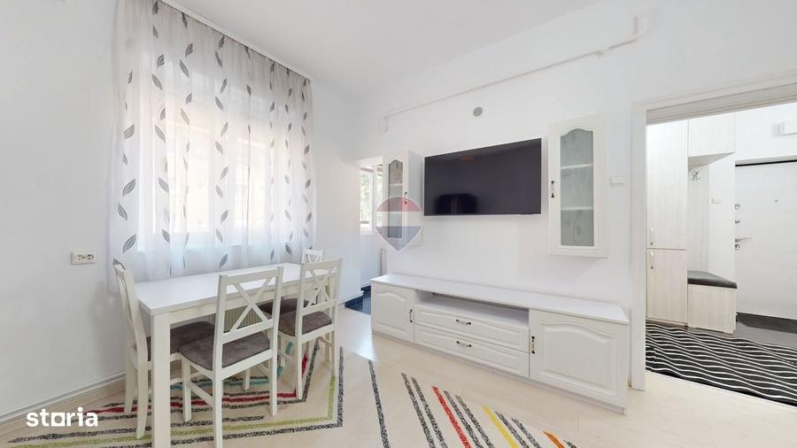 Apartament cu 3 camere în Centrul Civic