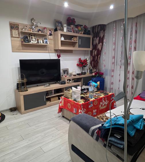 Apartament cu 2 camere decomandat, mobilat în Morarilor