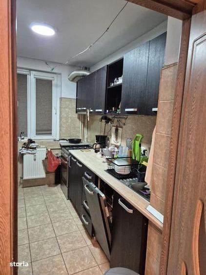 Apartament cu 3 camere decomandat în Dristor