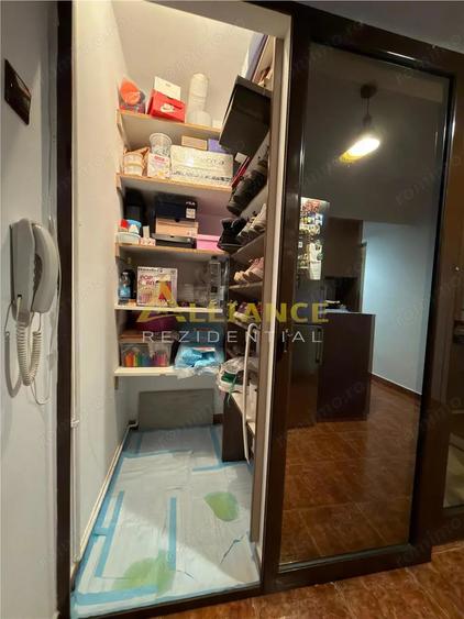 Apartament cu 3 camere, mobilat în Brâncoveanu
