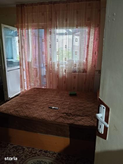 Apartament cu 3 camere decomandat în Dorobanți 2