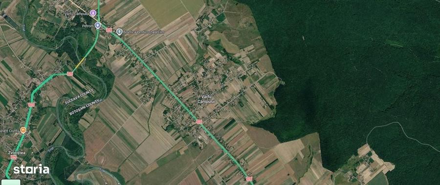 Casă cu 4 camere în Vârfu Câmpului