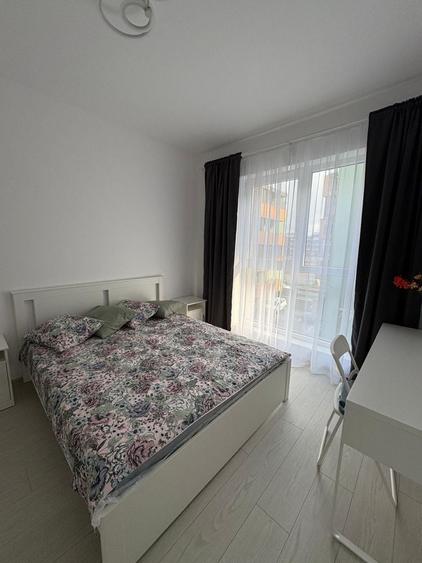 Apartament cu 2 camere decomandat în Titan
