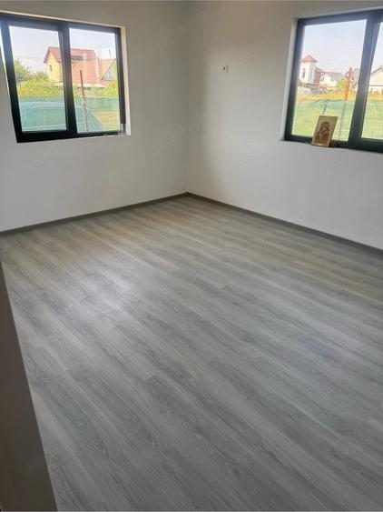 Casă cu Teren 350 Mp în Berceni