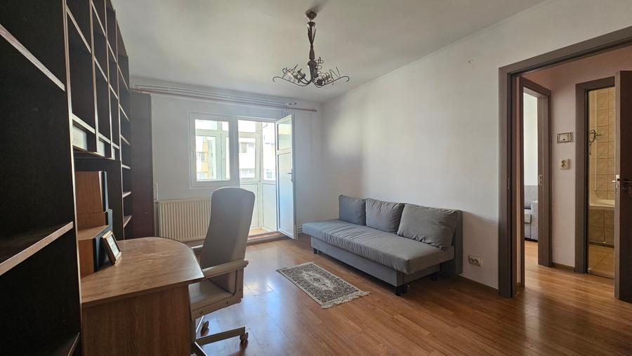 Apartament cu 2 camere semidecomandat în Lacul Tei