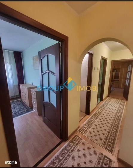 Apartament cu 2 camere decomandat în Energiei