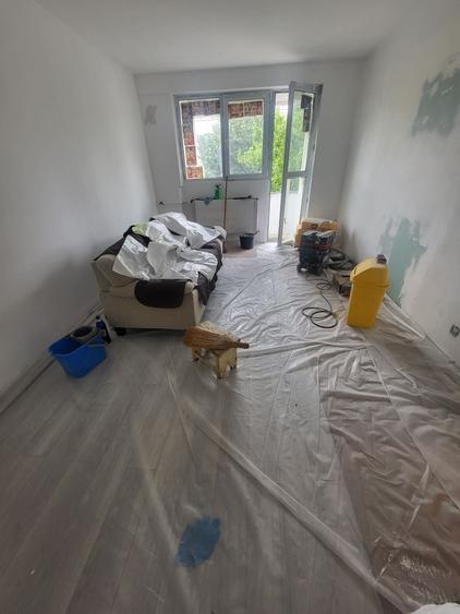 Apartament cu 3 camere decomandat în Prelungirea Ghencea