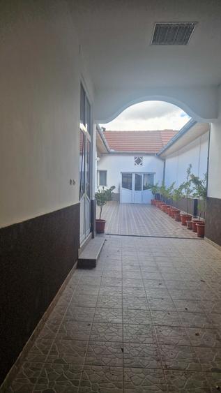 Casa complet renovata, gradina si curte mare . - 15
