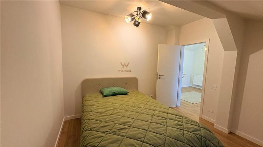 Apartament cu 3 camere decomandat în Exterior Vest