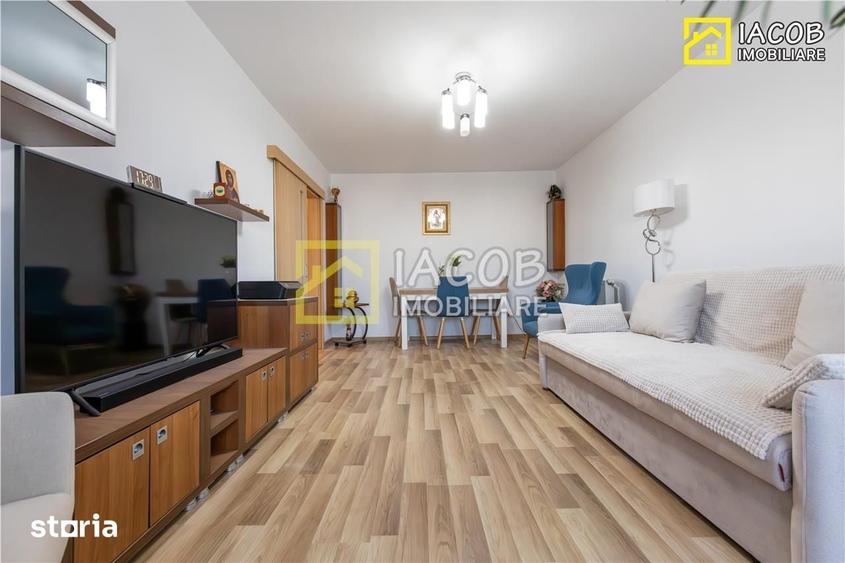 Apartament cu 3 camere decomandat în Bistrița Lac