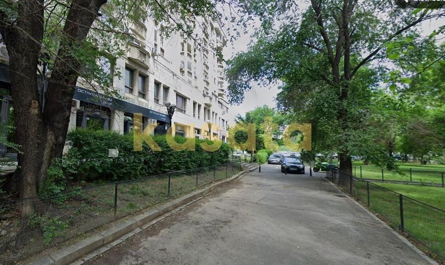 Spațiu comercial, de 500 mp, în Libertății