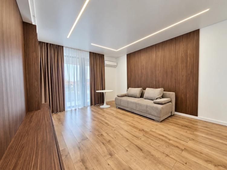 Apartament cu 2 camere semidecomandat în Central