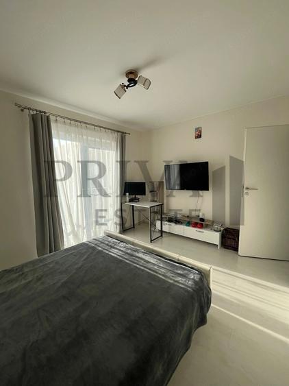 Apartament cu 2 camere semidecomandat, mobilat în Giroc