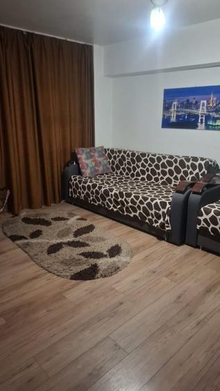 Apartament cu 2 camere semidecomandat în Sud