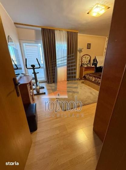 Apartament cu 7 camere în Pipera