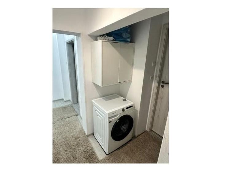 Apartament cu 4 camere decomandat în Rahova
