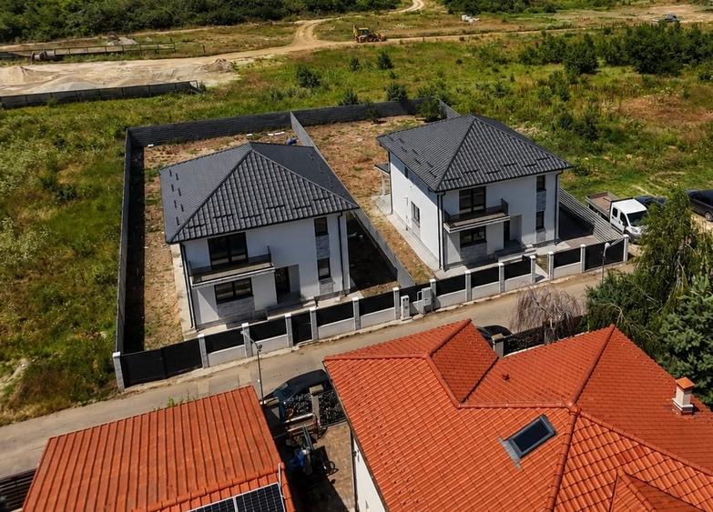 Casă individuală cu 5 camere cu Canalizare în Corbeanca