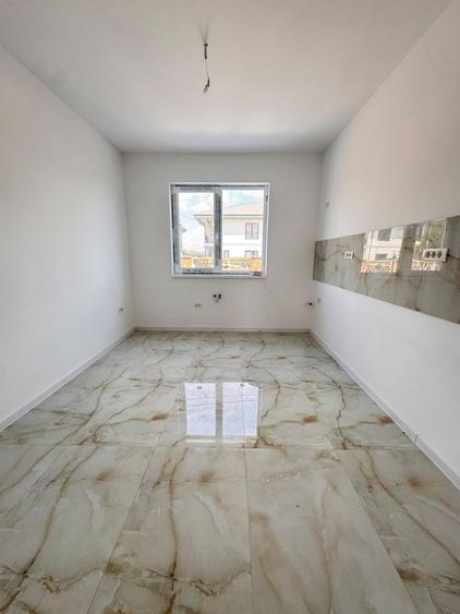 Duplex cu 4 camere cu Canalizare în Moșnița Nouă