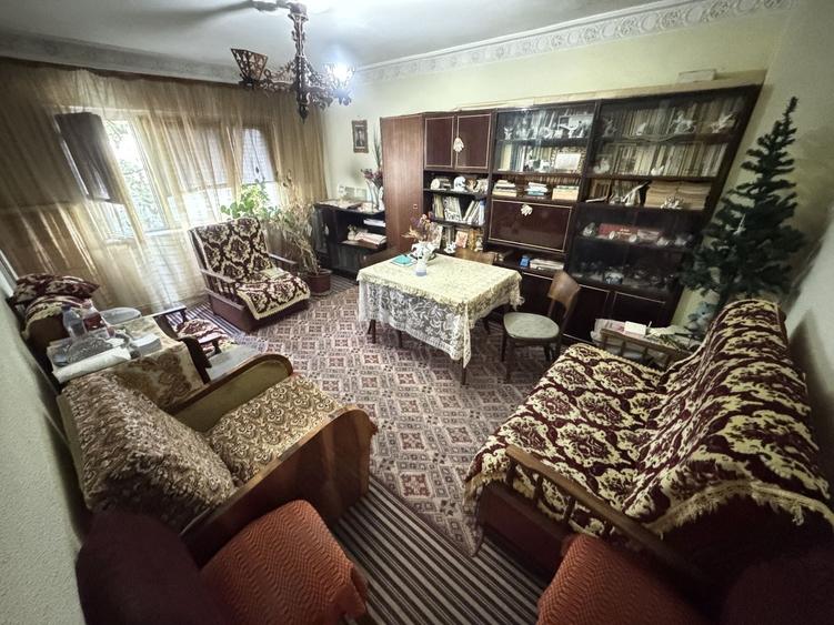 Apartament cu 3 camere decomandat, mobilat în Inel I