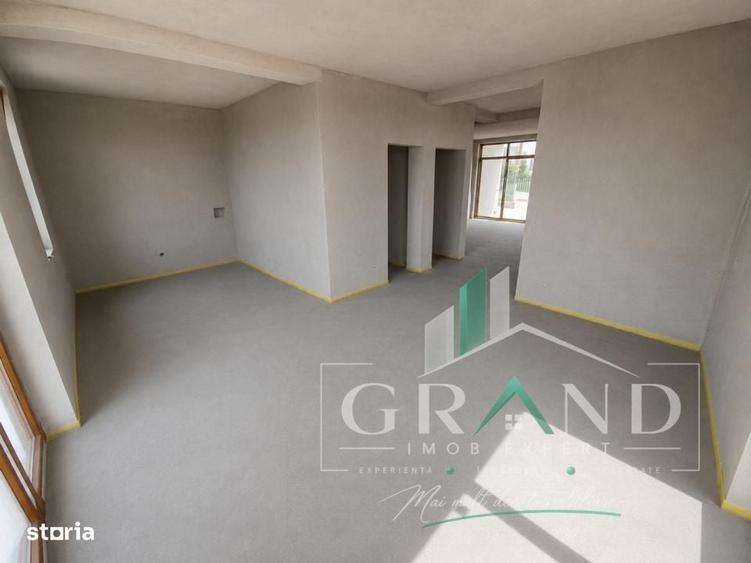 Casă cu 4 camere cu Teren 800 Mp în Jucu