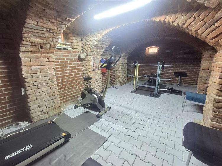 Casă individuală cu 4 camere cu Teren 350 Mp în Mohu