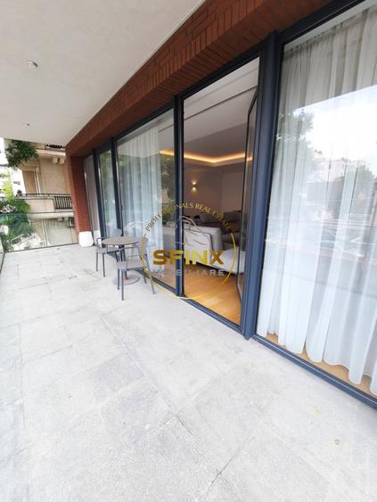 Apartament cu 4 camere decomandat, mobilat în Primăverii