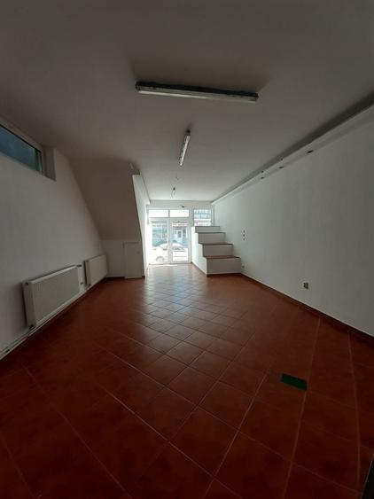 Apartament cu 2 camere în Florilor