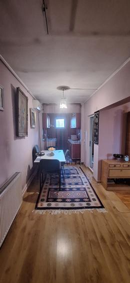 Apartament cu 2 camere decomandat în Cățelu