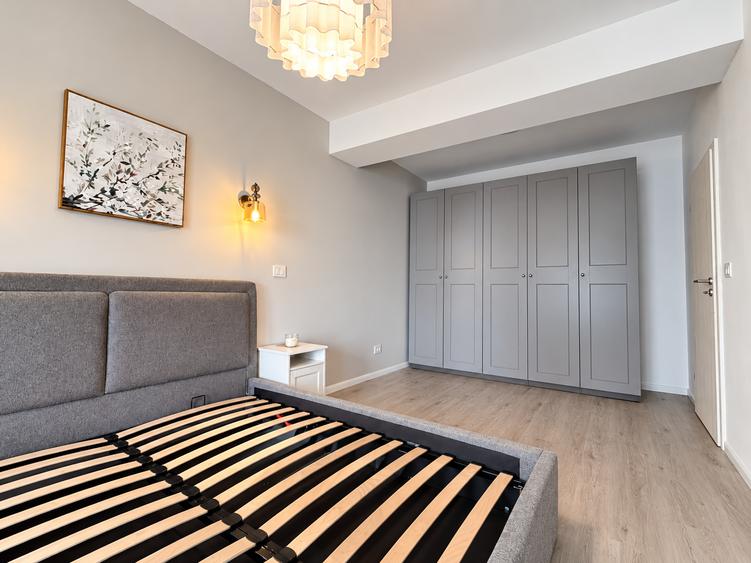 Apartament cu 2 camere decomandat în Lipovei
