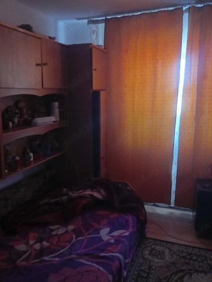 Casă cu 4 camere cu Teren 650 Mp în Bacova