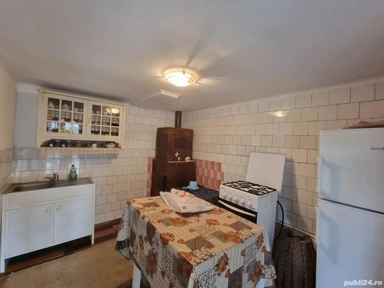 Casă în Moroeni
