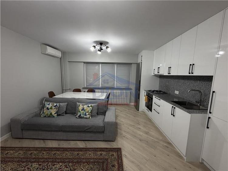 Decebal - Th. Sperantia , 2 camere, 48mp, balcon, boxa, amenajat, mobilat si uti - 3