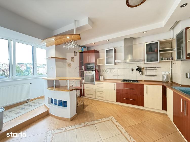 Apartament cu 4 camere în Zorilor