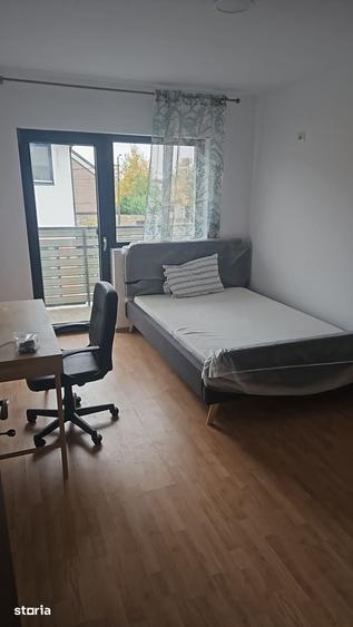 Casă cu 5 camere cu Teren 226 Mp în Odăi