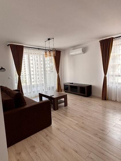 Apartament cu 2 camere decomandat în Băneasa