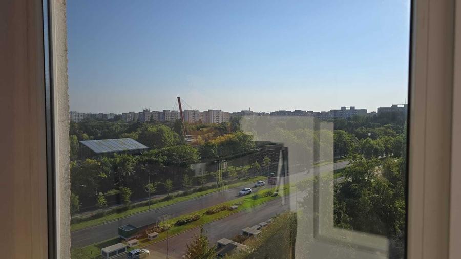 Apartament cu 3 camere decomandat în Drumul Taberei
