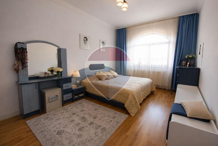 Apartament cu 3 camere decomandat, mobilat în Grivița