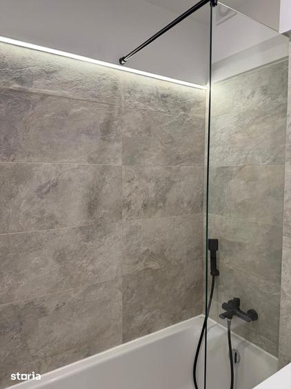 Apartament cu 3 camere în Văcăresti