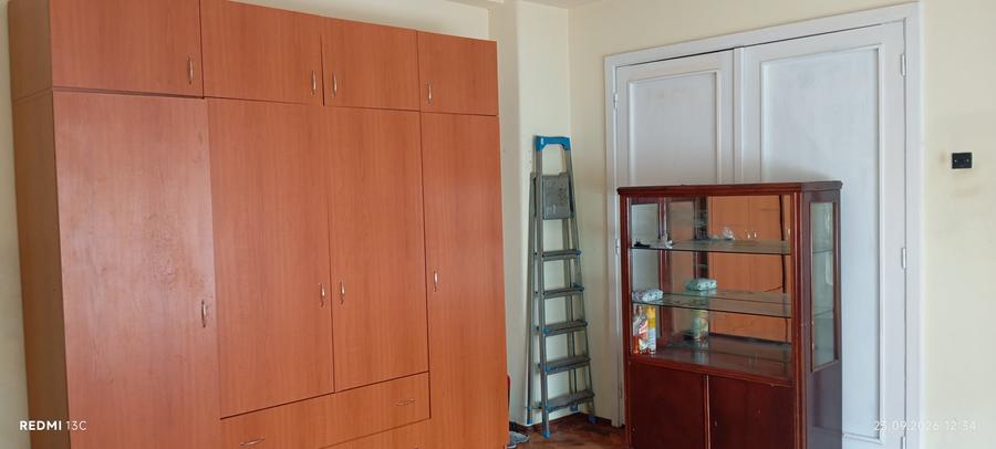 Apartament cu 4 camere semidecomandat în P-ța Romană