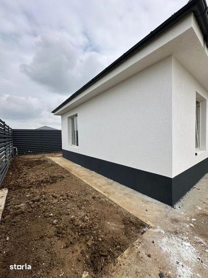 Casă cu 3 camere cu Teren 400 Mp în Central