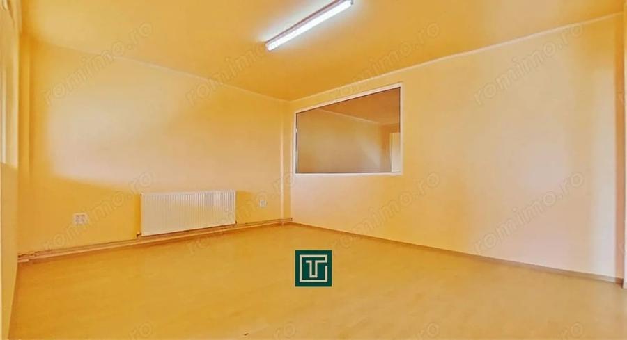 Cladire cu 10 camere in Aradul Nou ideala pentru investi?ie/afaceri - 6